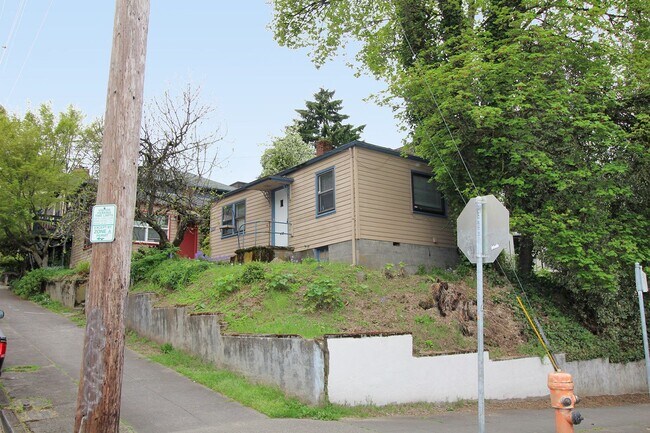 Photo - 1807-1811 SW Market St Unidad 1807