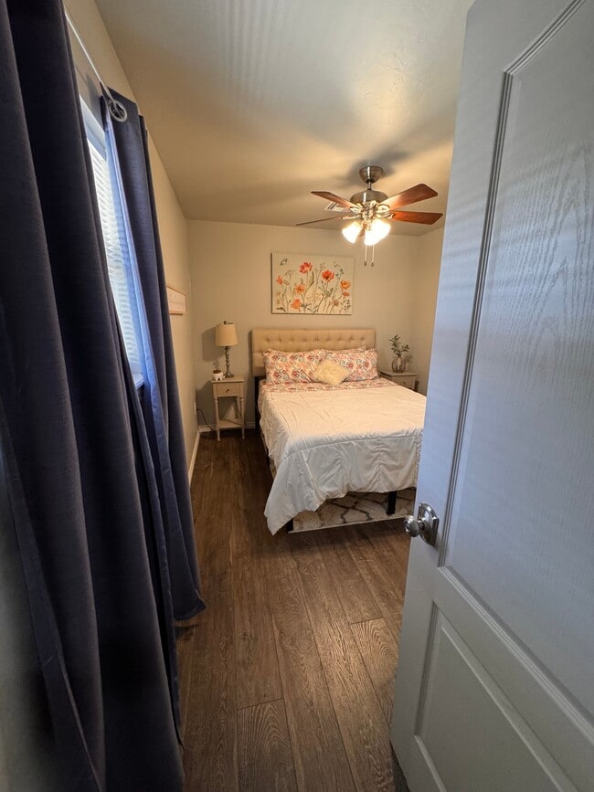 Photo - 1207 W Gore Blvd Unit 18