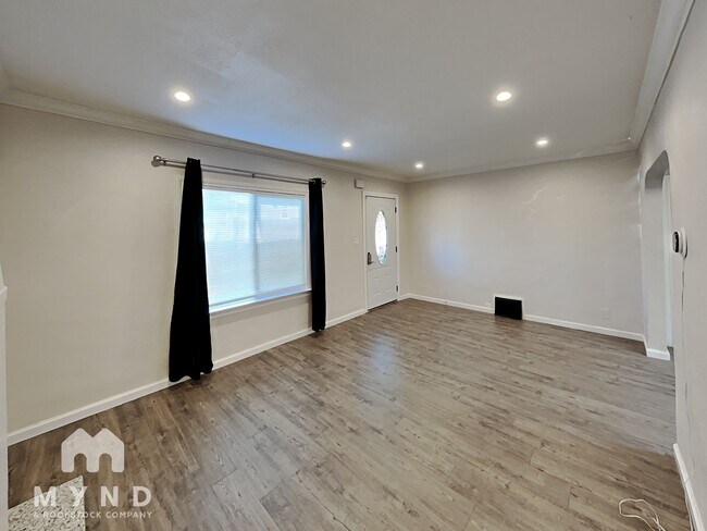 Photo - 3751 Marion Ave