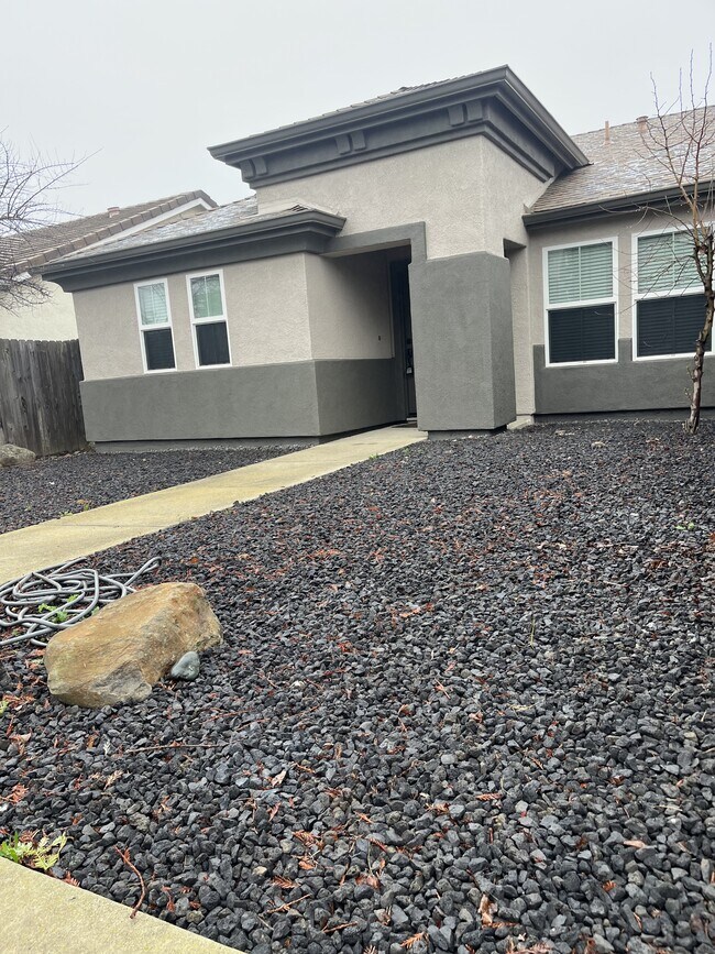 Photo - 1751 Barney Ave