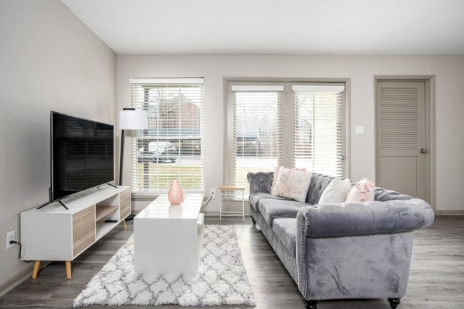 Photo - 912 Maplebrook Dr Unit ID1228611P