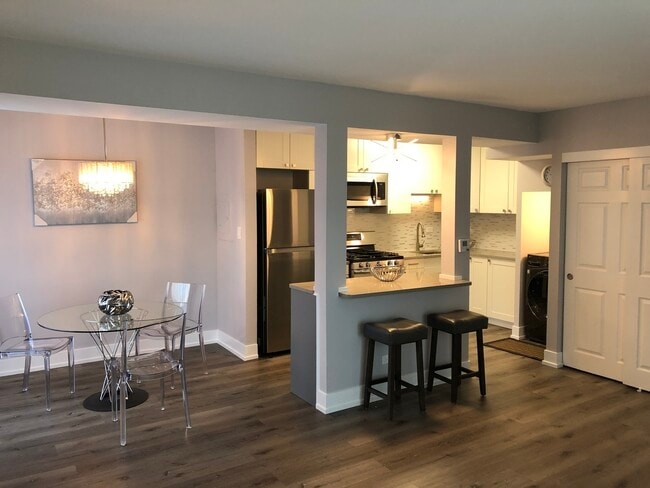 Photo - 140 Central Ave