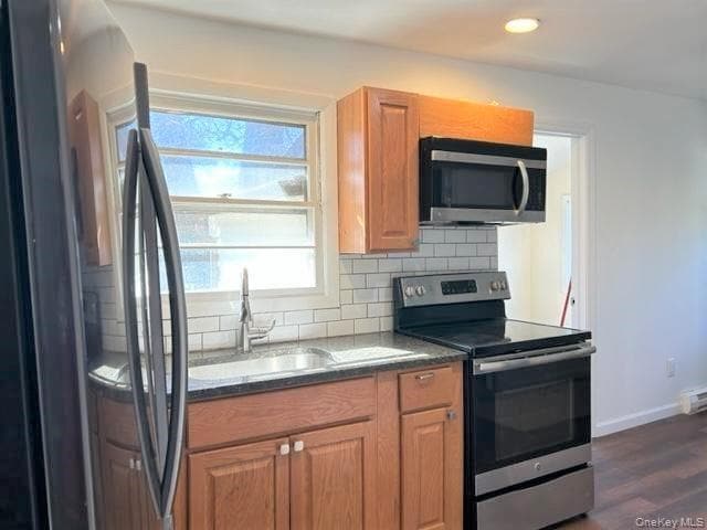 56 Geneva Dr