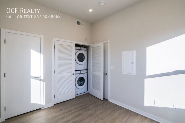 Photo - 1330 S Patton St Unidad 202