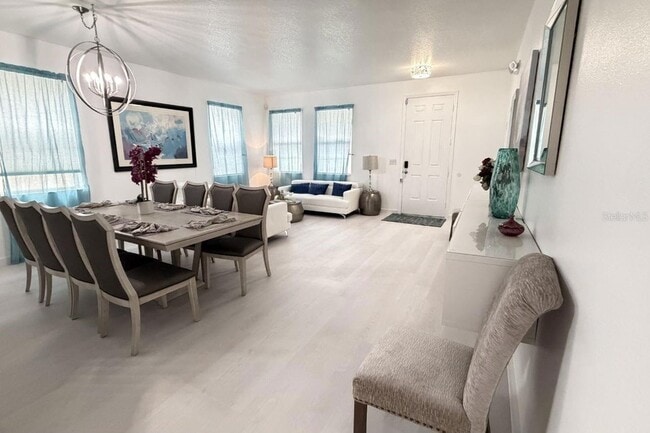 Photo - 645 Kettering Rd