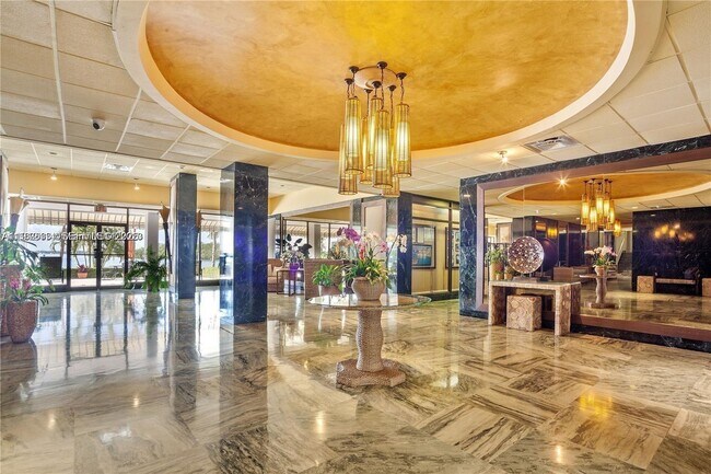 Photo - 500 Bayview Dr Unit 1825