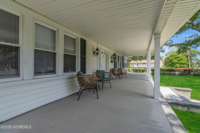 309 Cedar Ave