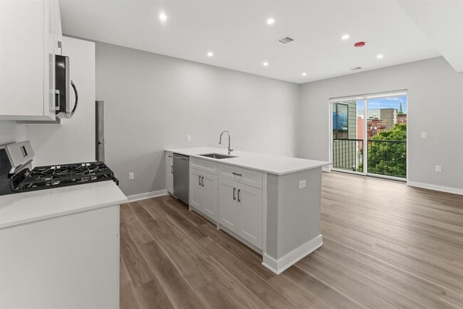 Photo - 475 Communipaw Ave Apartamento Unidad 406