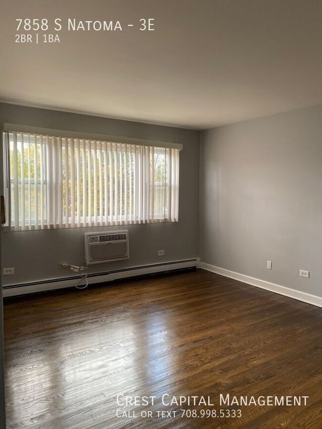 Photo - 7858 S Natoma Ave