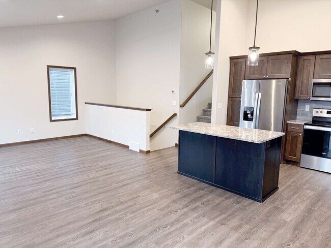 Southridge Townhomes Living