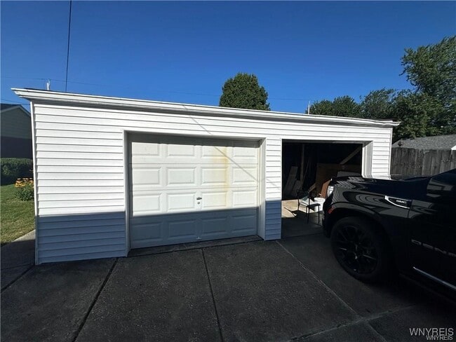 Photo - 40 Oehman Blvd