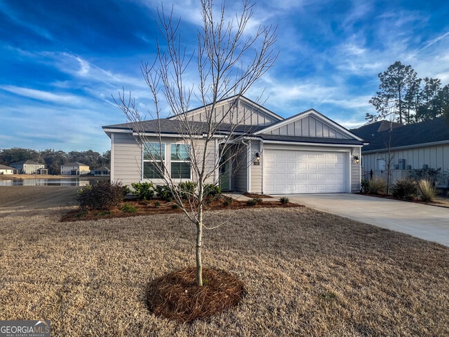Photo - 321 Chinquapin Dr