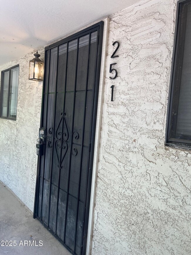 Photo - 3119 W Cochise Dr Unit 251
