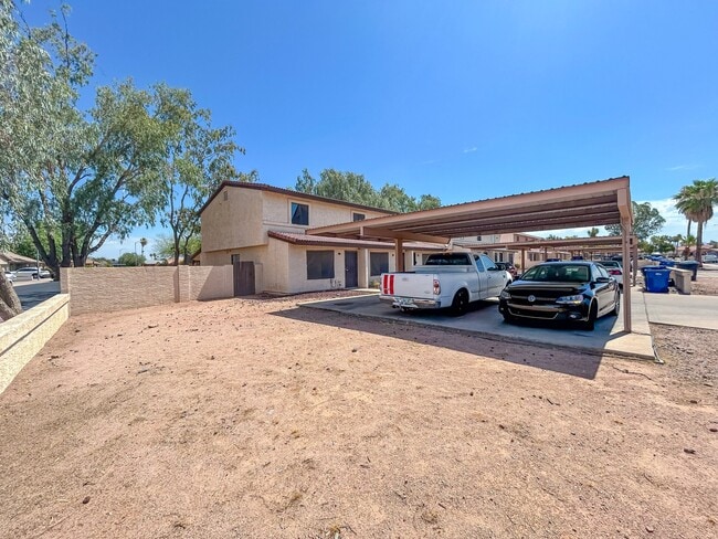 6134 E Glencove St Unit 1