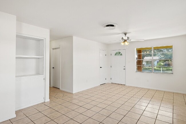 Photo - 202 N 41st St