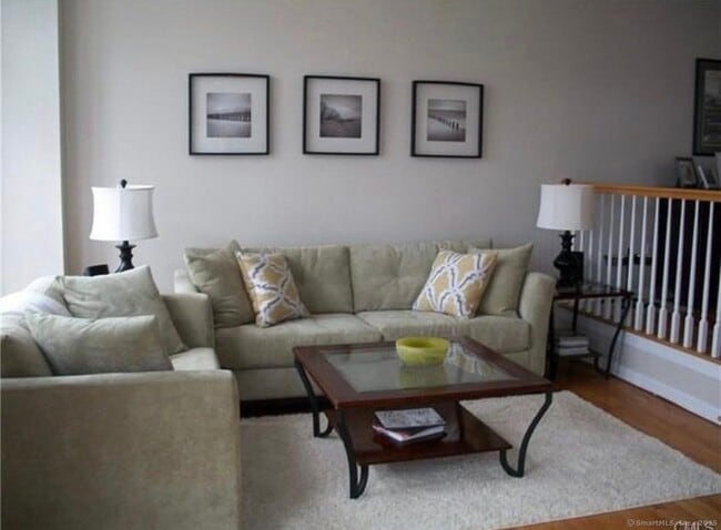 Photo - 926 Quinnipiac Ave Unit APT 1