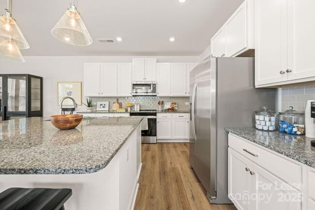 Photo - 3308 Glade Dr