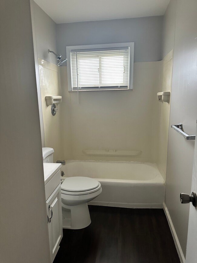 Photo - 78 E Longfellow Ave