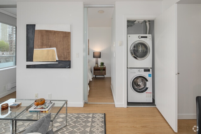 1BR, 1BA - 553SF - Laundry