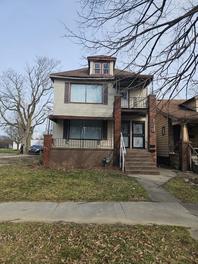 2 bedroom/ 1 bathroom Detroit's Westside F... Rental Casas en