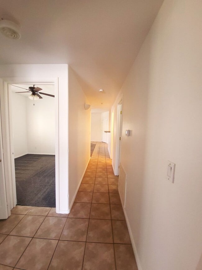 Photo - TEMPE CONDO IN THE HEART OF TEMPE! Unit 213