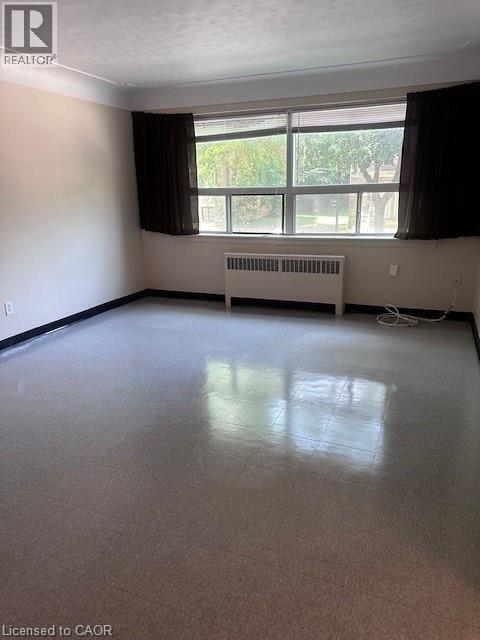 Photo - 119 MacNab St S Unit 18