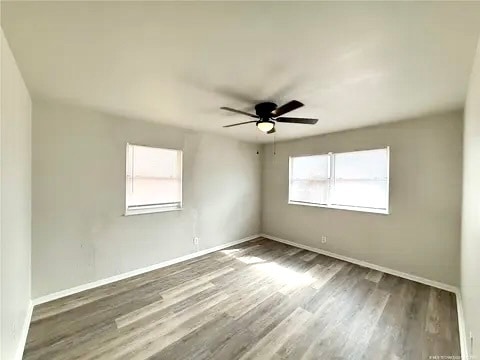 Photo - 525 Cottonwood St