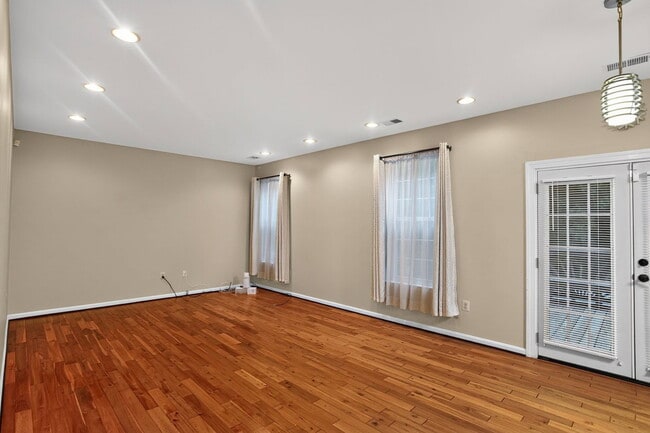 Photo - 11813 Murre Ct
