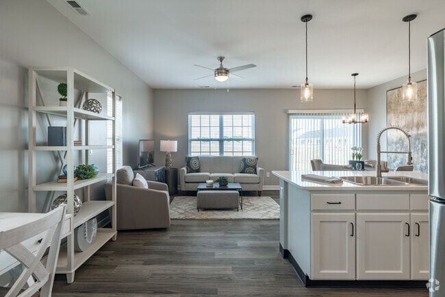 2BD, 1.5BA - 1,408SF