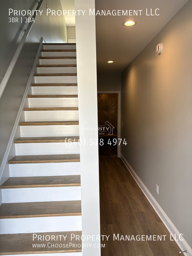 751 Zephyr Dr