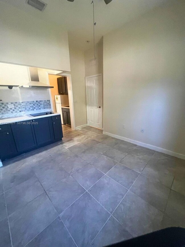 116 NE 25th Terrace