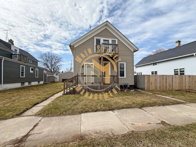 Building Photo - 1614 N 12th St Unit 1616 (Upper)