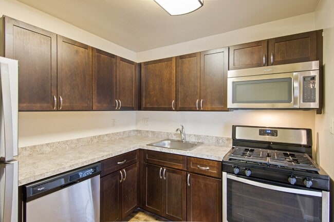 Photo - Abbey Square