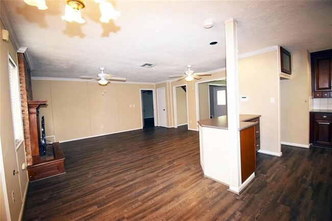 Photo - 1806 Cedarwood Ct