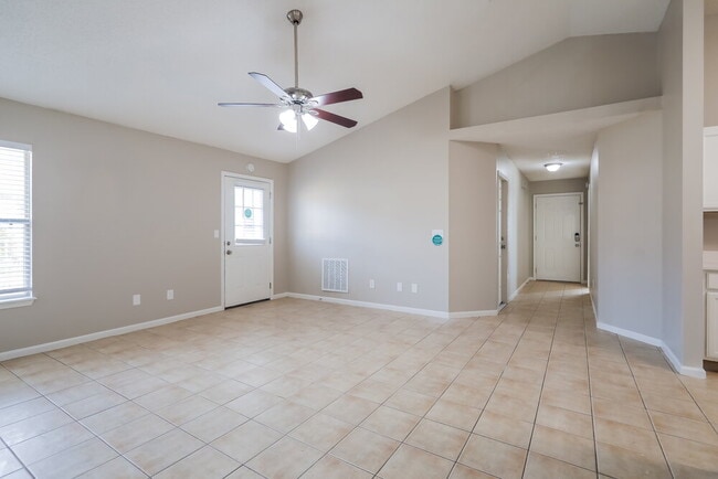 Photo - 1811 Sheraton Lakes Cir
