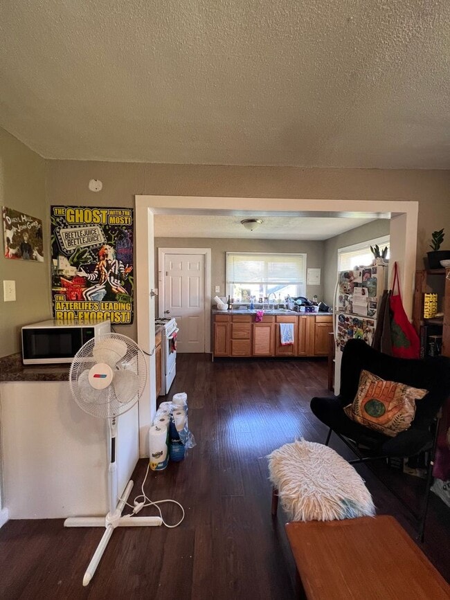 Photo - 939 N Jackson St Unit 939