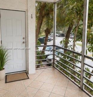 Building Photo - 4304 NW 9th Ave Unit 3-2H