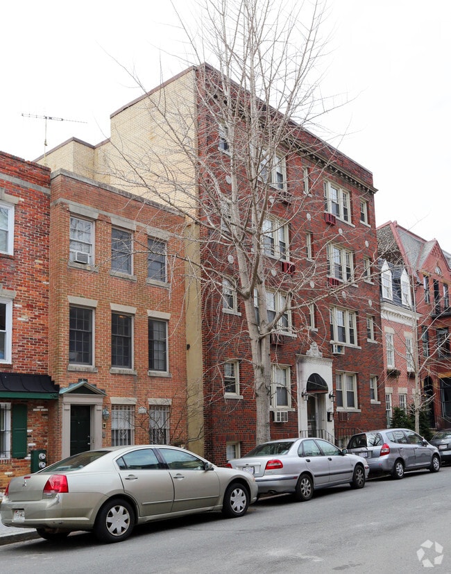 Photo - 1820 Swann St NW