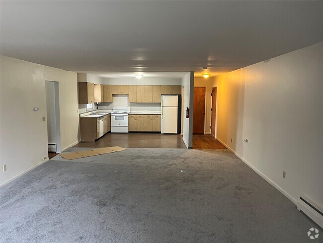 Building Photo - 96 S Hamilton St Unit B6 Rental