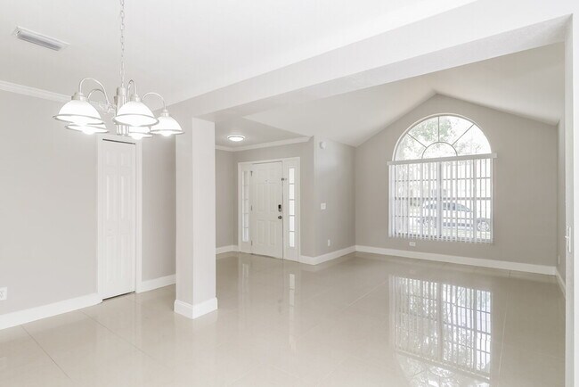 Photo - 24740 Silversmith Dr