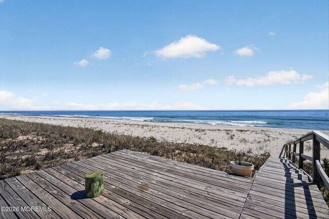 1521 Ocean Ave