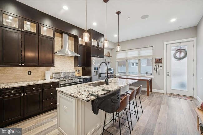 Photo - 1942 Tasker St