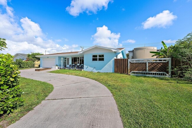 Photo - 409 Lighthouse Dr