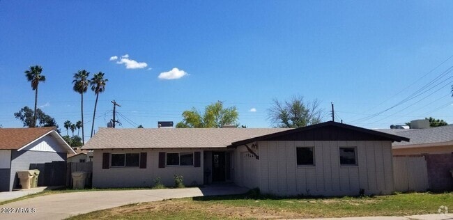 Building Photo - 4431 W Marlette Ave Rental