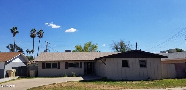 Photo - 4431 W Marlette Ave Casa