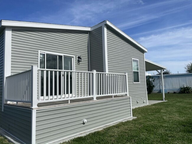 Photo - 7314 44th Trail N