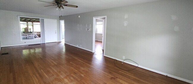 Photo - 54 Horseshoe Dr