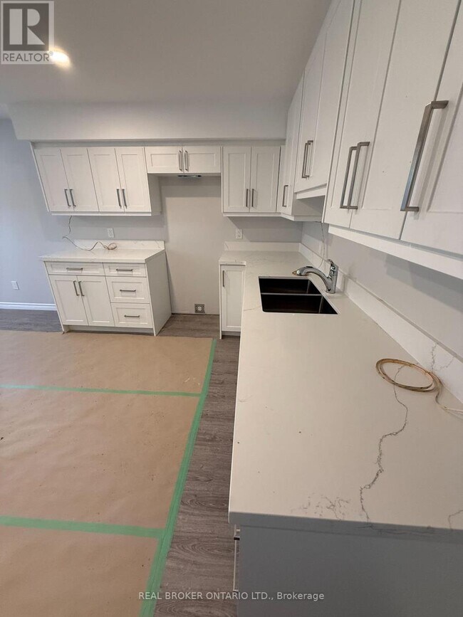 Photo - 33 Braeburn St