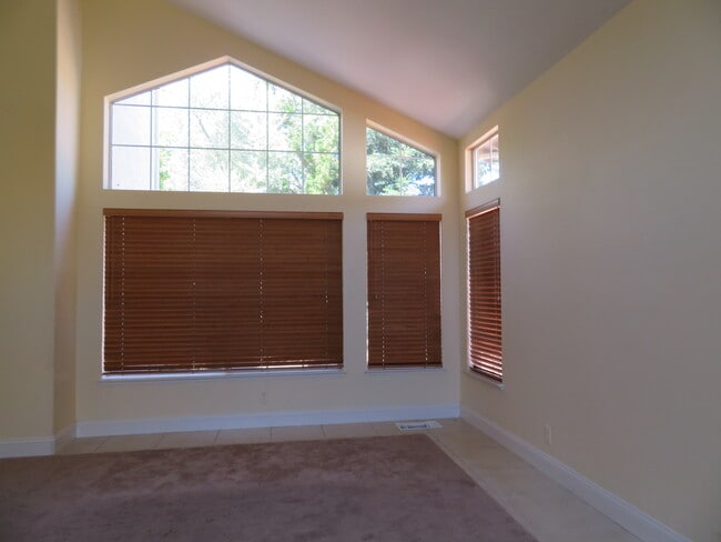 Photo - 3212 Bear Creek Dr