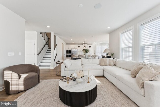 Building Photo - 14905 Heather Bloom Dr